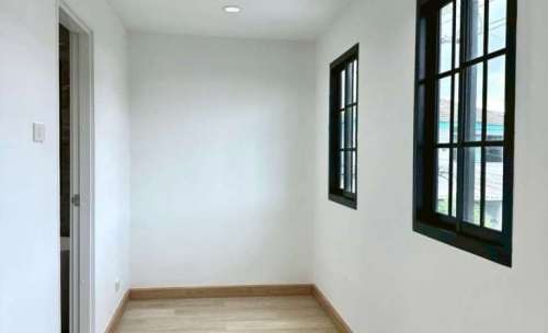 บ้านเดี่ยวสไตล์ยุโรป โพธิ์แก้ว4 renovateใหม่ หลังใหญ่ 70ตรว. 