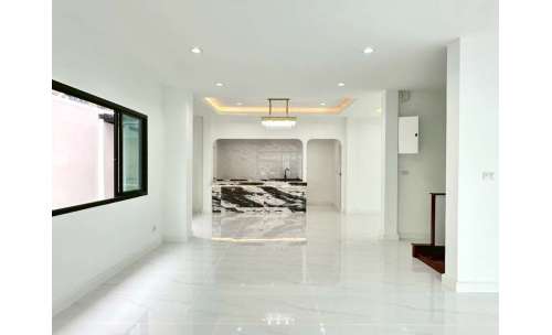 บ้านเดี่ยวสไตล์ยุโรป โพธิ์แก้ว4 renovateใหม่ หลังใหญ่ 70ตรว. 