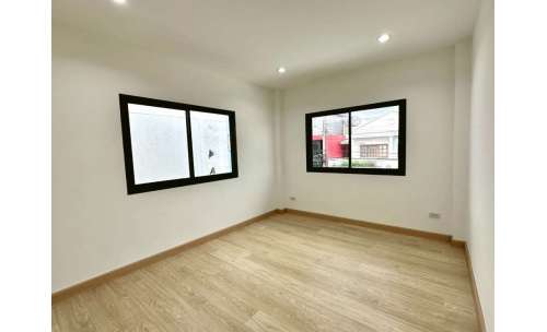 บ้านเดี่ยวสไตล์ยุโรป โพธิ์แก้ว4 renovateใหม่ หลังใหญ่ 70ตรว. 