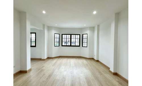 บ้านเดี่ยวสไตล์ยุโรป โพธิ์แก้ว4 renovateใหม่ หลังใหญ่ 70ตรว. 